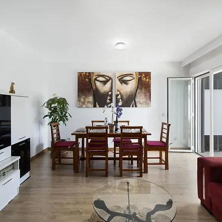 公寓 Apto Vistahermosa 3 Bed And Pool 阿罗纳